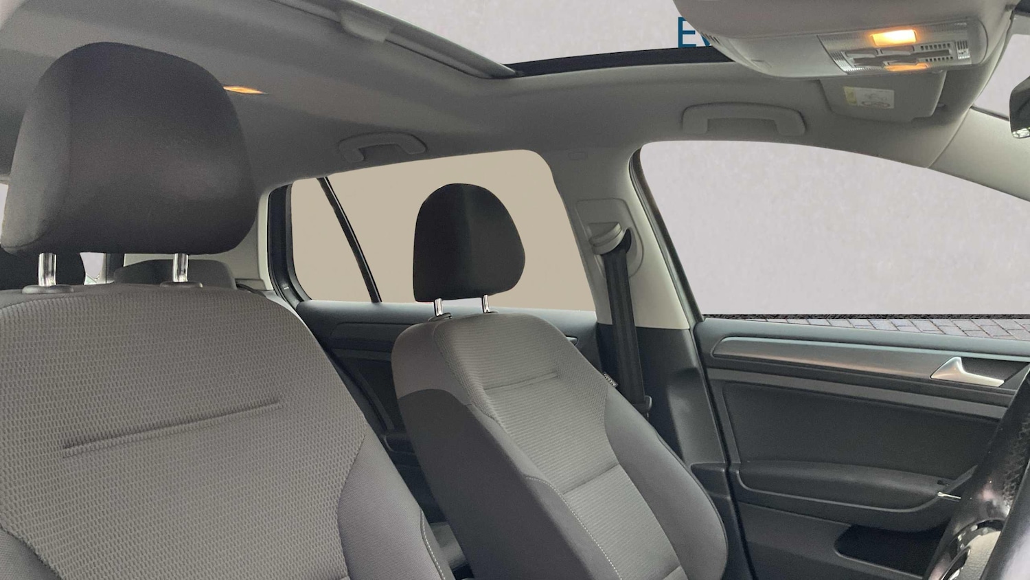 Used Volkswagen Golf 2017 for sale - 76191896: Photo 11