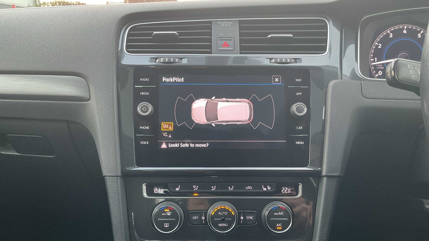 Used Volkswagen Golf 2017 for sale - 76191896: Photo 16