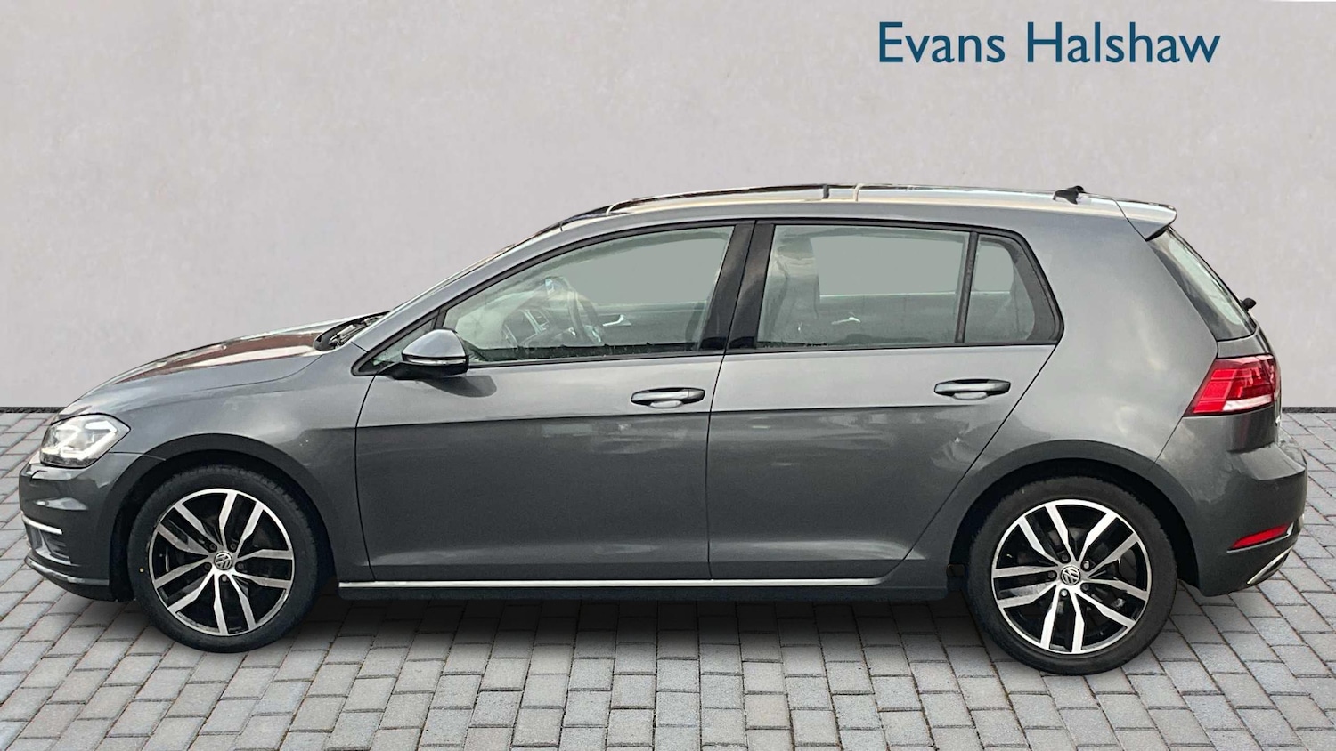 Used Volkswagen Golf 2017 for sale - 76191896: Photo 4
