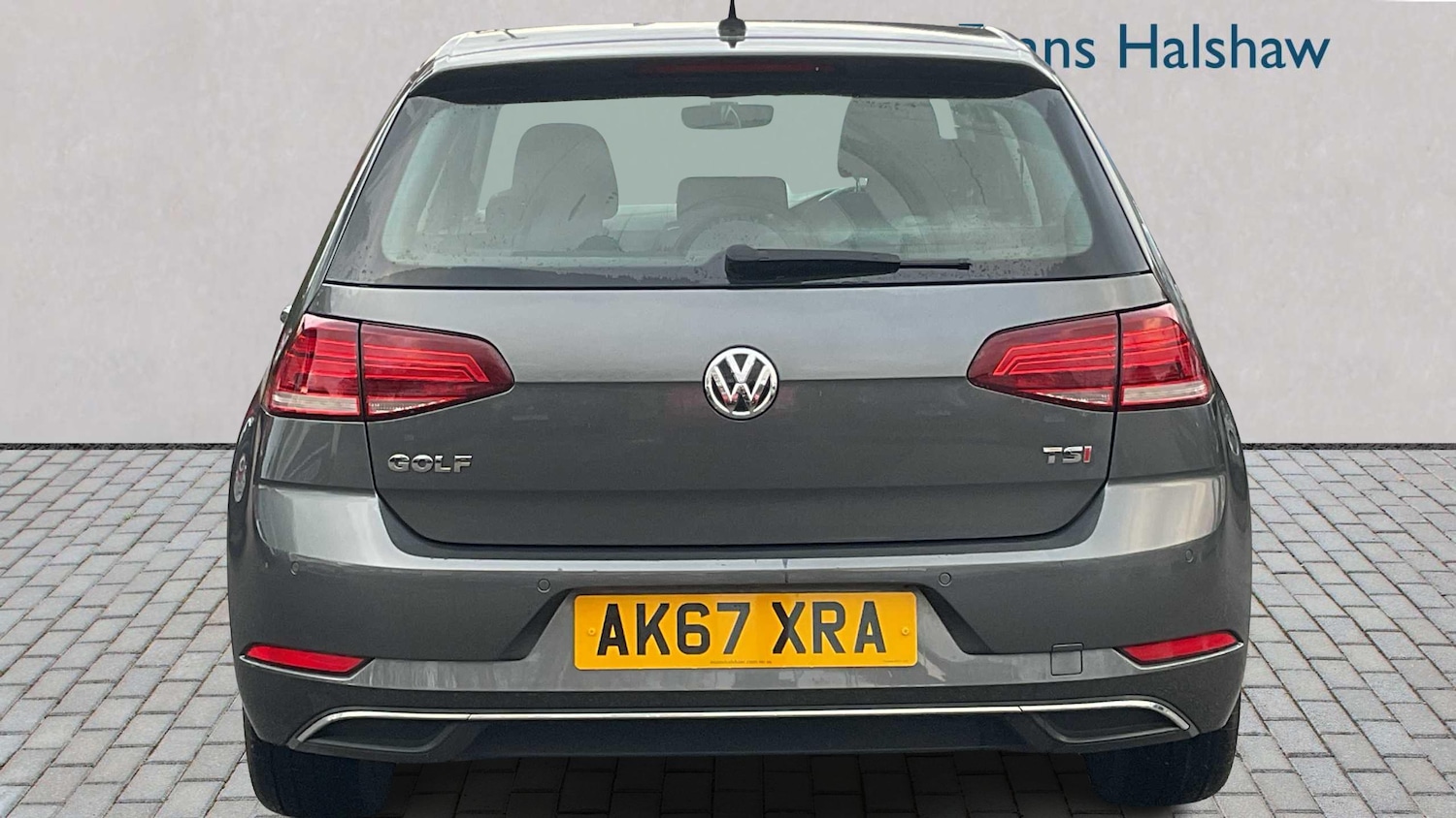 Used Volkswagen Golf 2017 for sale - 76191896: Photo 5