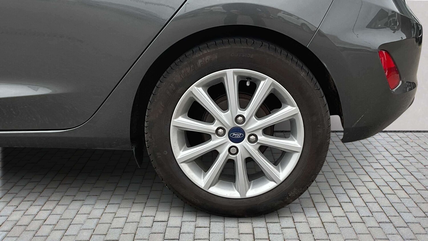 Used Ford Fiesta 2020 for sale - 77996107: Photo 6