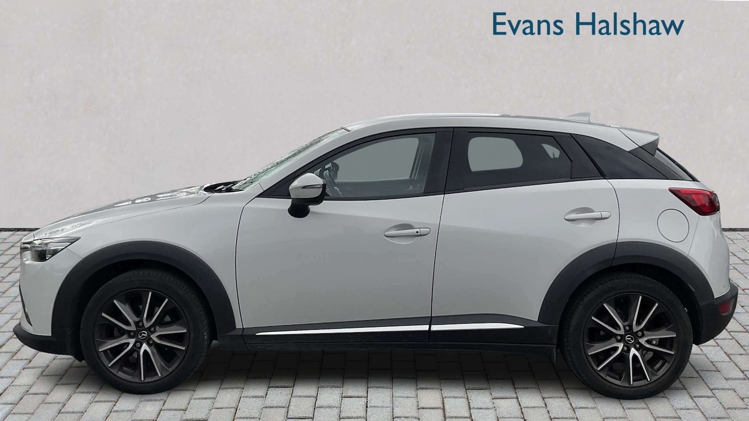 Used Mazda CX-3 2015 for sale - 78076780: Photo 4