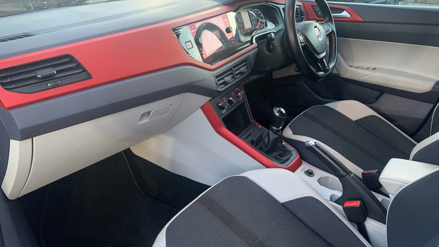 Used Volkswagen Polo 2018 for sale - 76851565: Photo 13