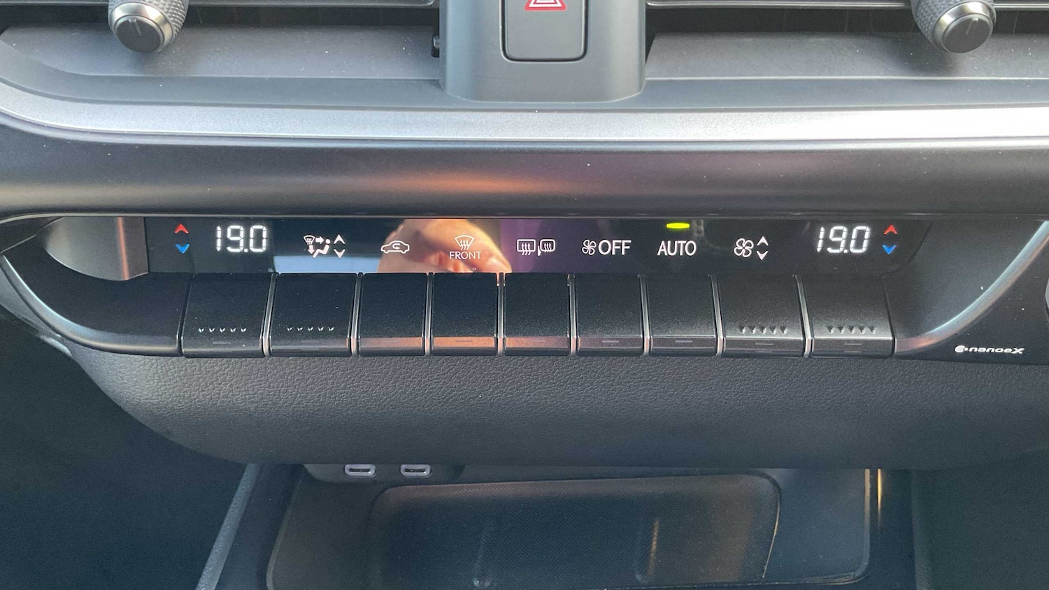 Used Lexus UX 2022 for sale - 76016040: Photo 20