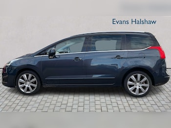 Used Peugeot 5008 2015 for sale - 76553089: Photo