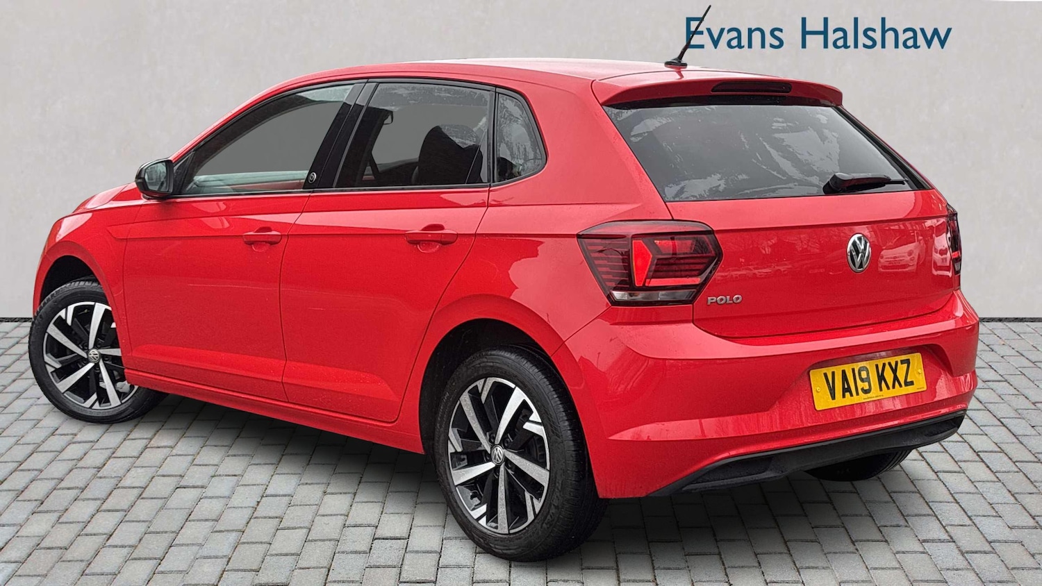 Used Volkswagen Polo 2019 for sale - 77308516: Photo 2