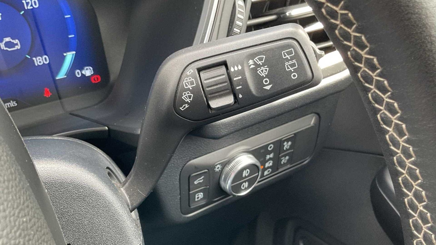 Vehicle 28