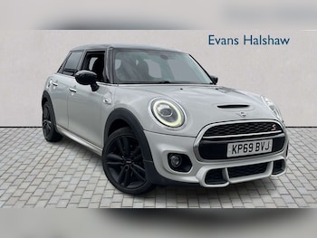 Used MINI Hatch 2019 for sale - 78161531: Photo