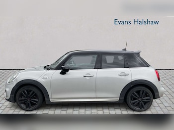 Used MINI Hatch 2019 for sale - 78161531: Photo