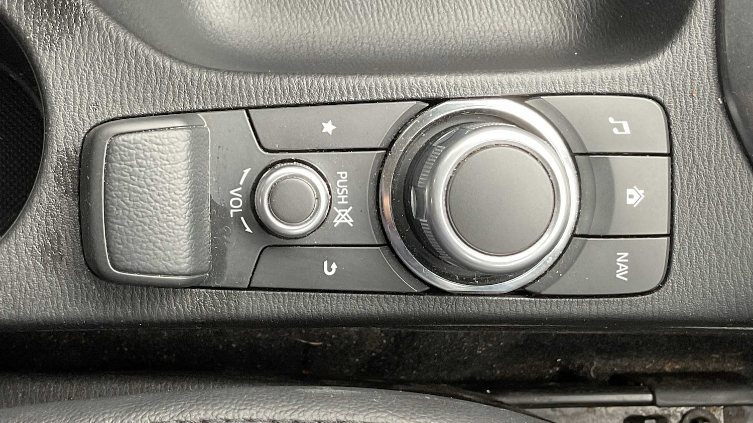 Used Mazda Mazda2 2024 for sale - 76015949: Photo 23