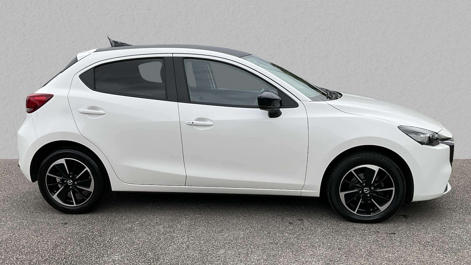 Used Mazda Mazda2 2024 for sale - 76015949: Photo 3