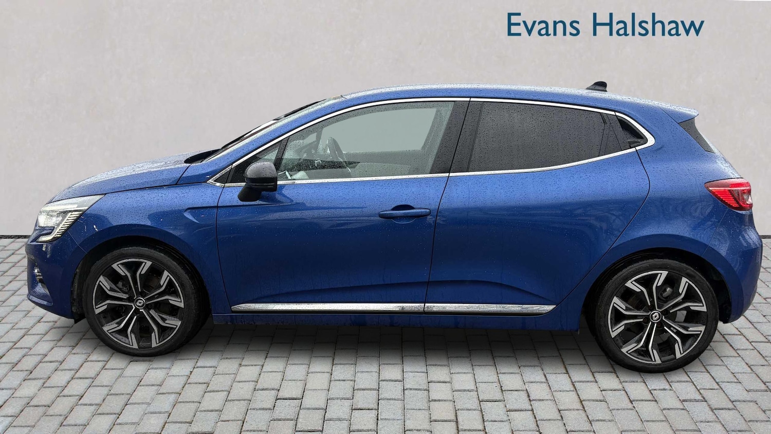 Used Renault Clio 2022 for sale - 76889818: Photo 5