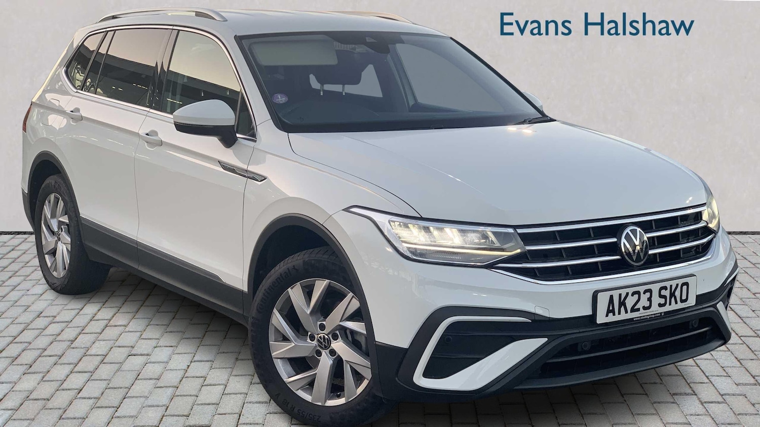 Used Volkswagen Tiguan Allspace 2023 for sale - 76610657: Photo 1