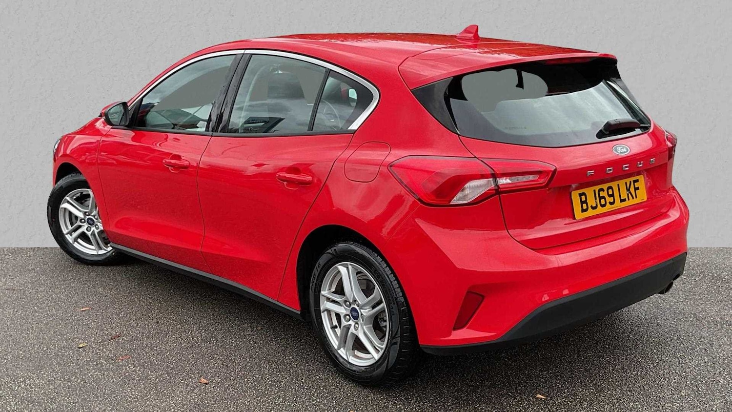 Used Ford Focus 2019 for sale - 76113385: Photo 2