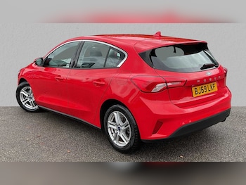 Used Ford Focus 2019 for sale - 76113385: Photo 2