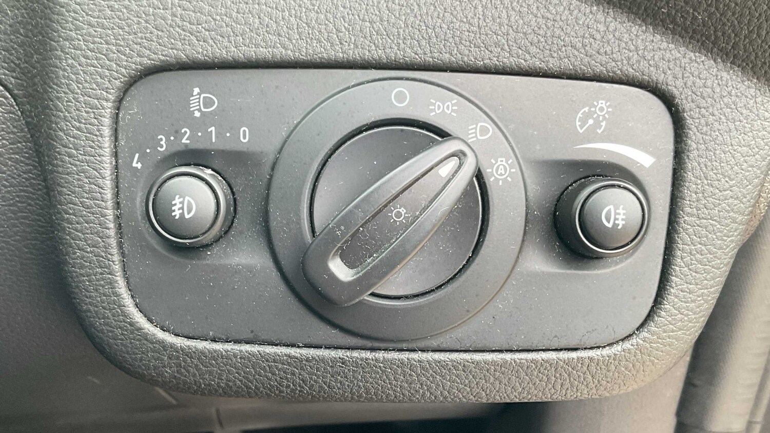 Used Ford Kuga for sale - 76015987: Photo 34