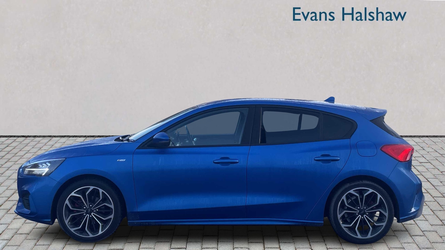 Used Ford Focus 2021 for sale - 76928922: Photo 5