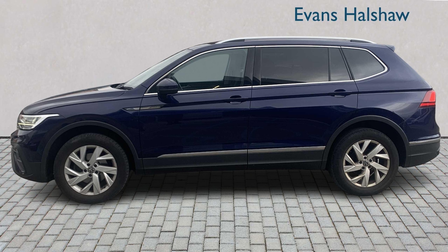 Used Volkswagen Tiguan Allspace 2023 for sale - 77443313: Photo 4