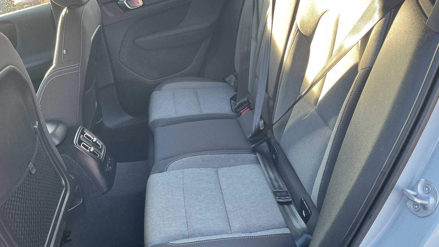 Used Volvo XC40 2023 for sale - 76435605: Photo 10