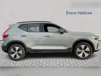 Used Volvo XC40 2023 for sale - 76435605: Photo