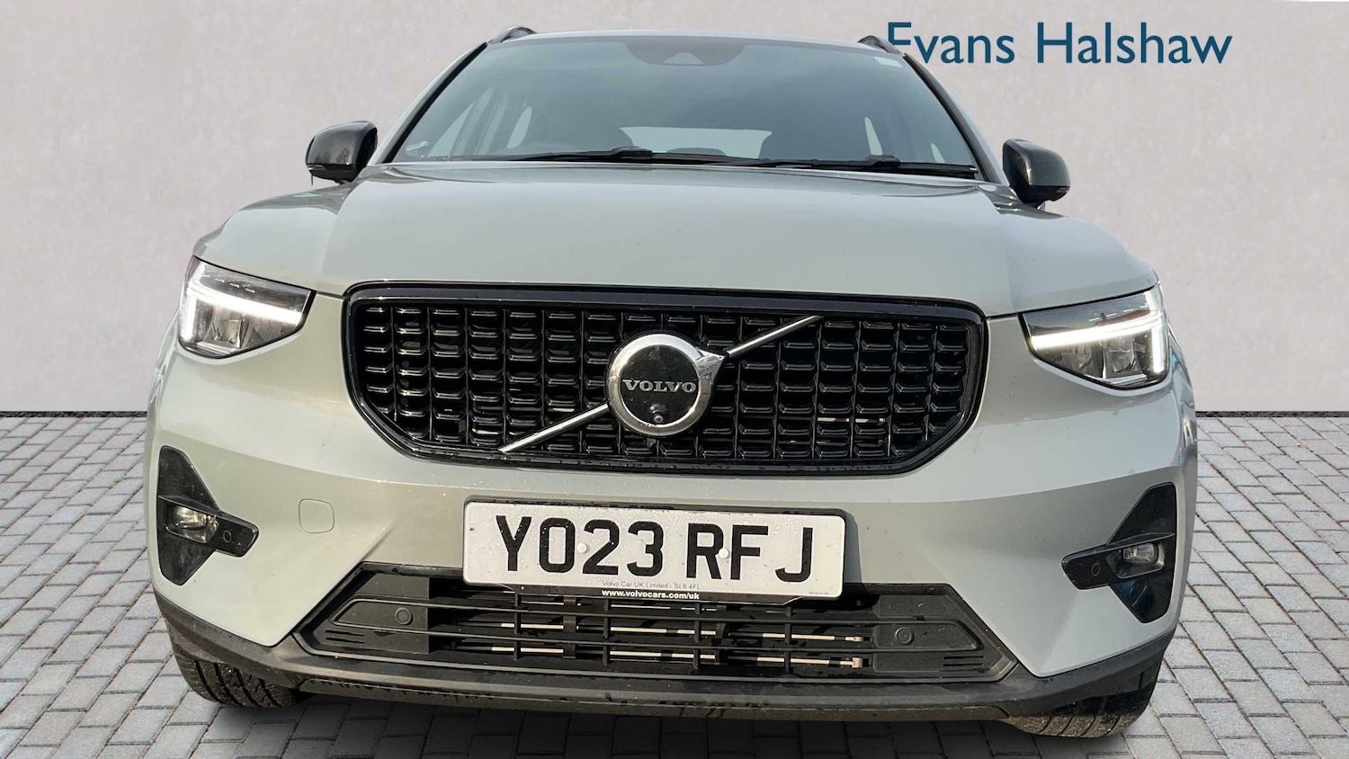 Used Volvo XC40 2023 for sale - 76435605: Photo 5