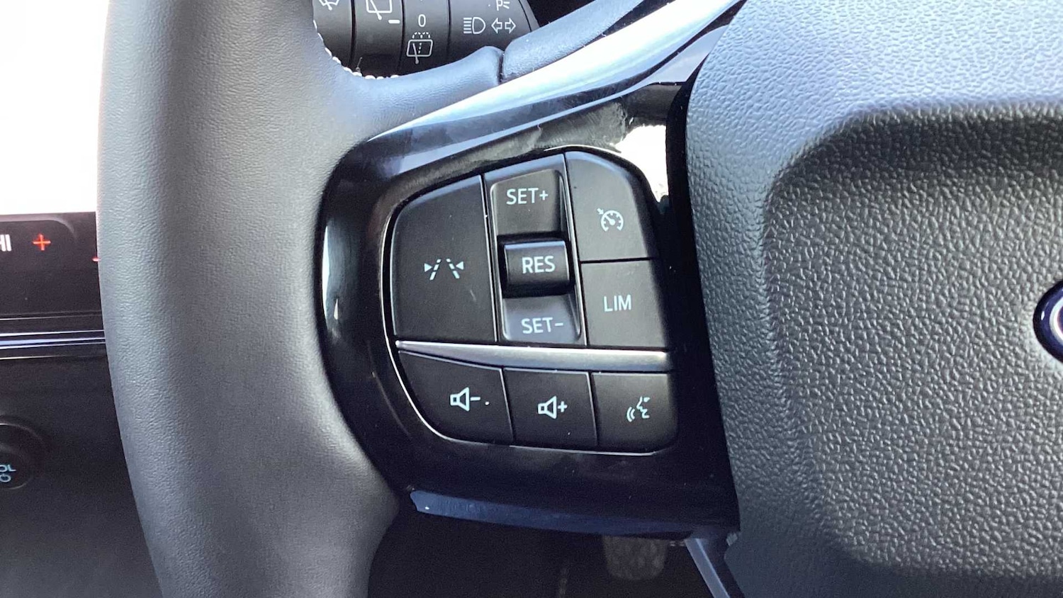 Used Ford Puma 2024 for sale - 76286328: Photo 28