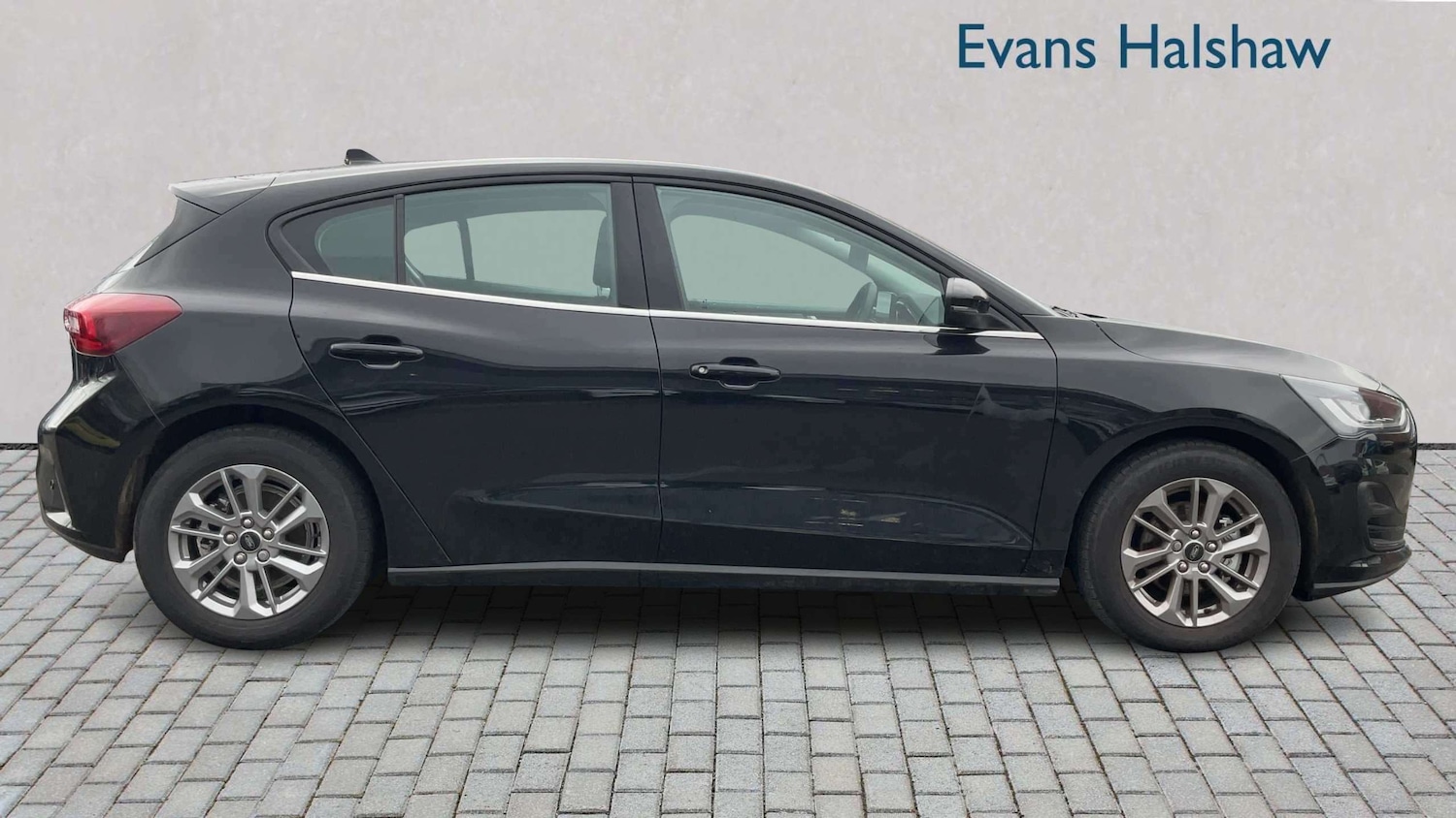 Used Ford Focus 2024 for sale - 77885952: Photo 4