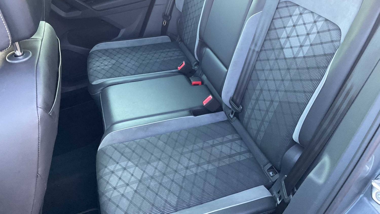 Used Volkswagen Tiguan 2023 for sale - 77500372: Photo 14