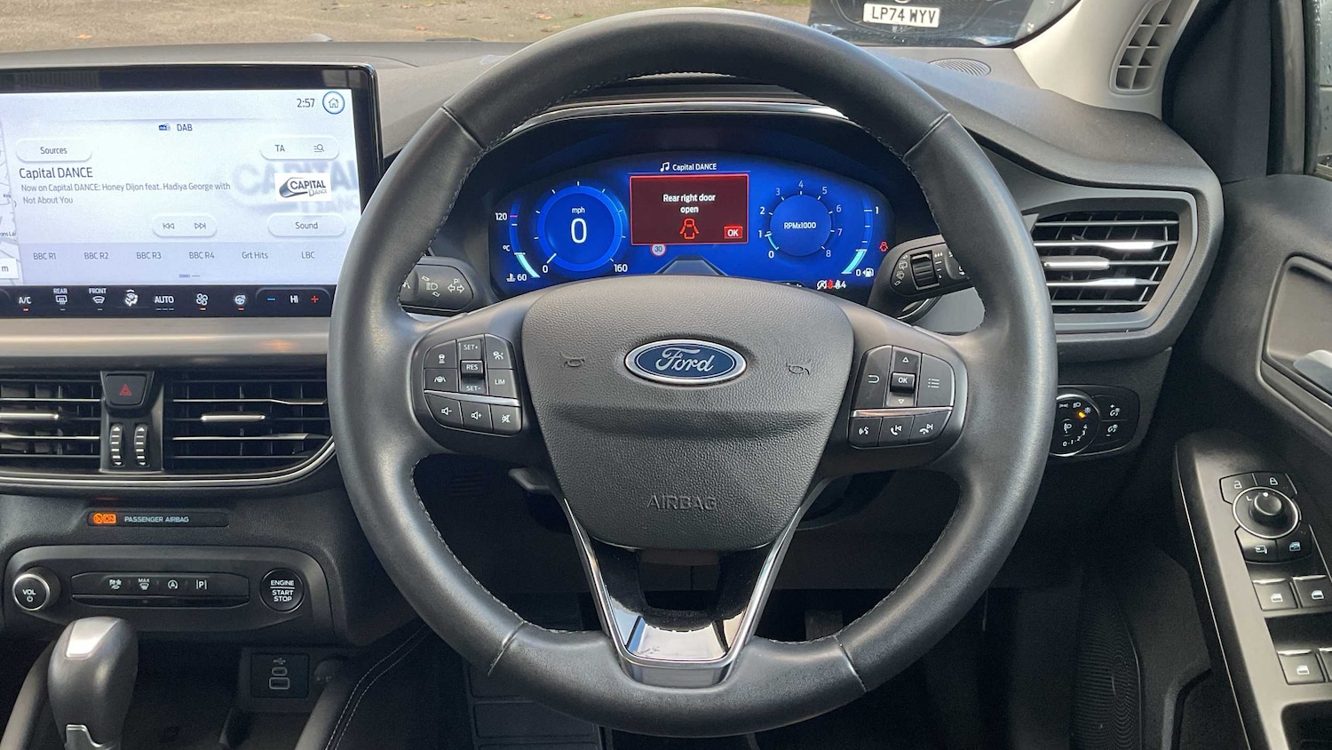 Used Ford Focus 2023 for sale - 76411327: Photo 9