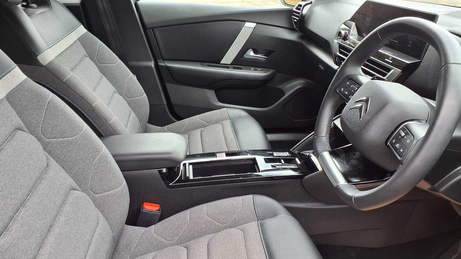 Used Citroen C4 2023 for sale - 76169976: Photo 24