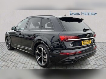 Used Audi Q7 2021 for sale - 77810975: Photo