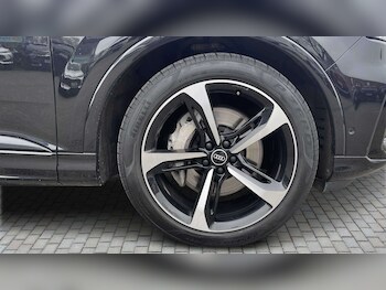 Used Audi Q7 2021 for sale - 77810975: Photo