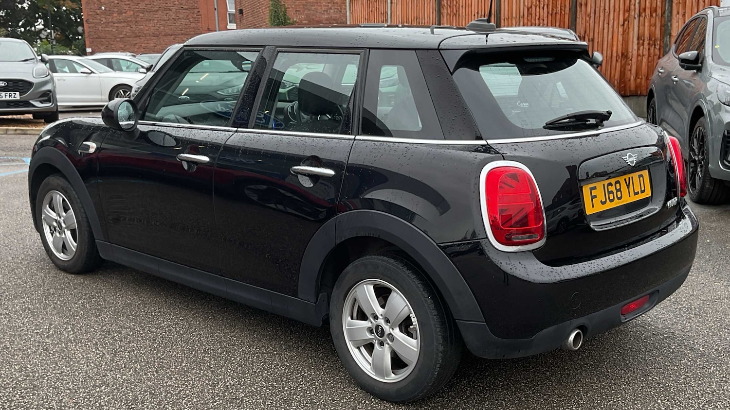 Used MINI Hatch 2018 for sale - 76141506: Photo 2