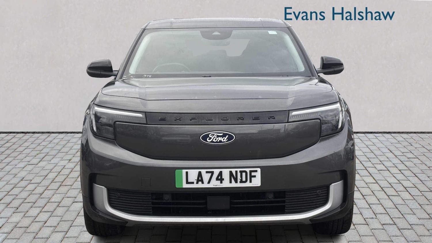 Used Ford Explorer 2024 for sale - 77389915: Photo 4