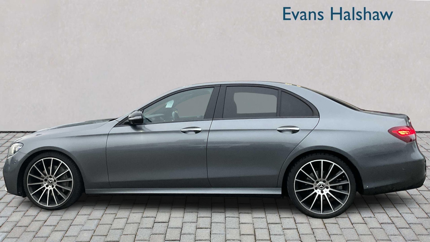 Used Mercedes-Benz E Class 2021 for sale - 76842949: Photo 4