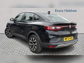 Used Renault Arkana 2023 for sale - 77526838: Photo