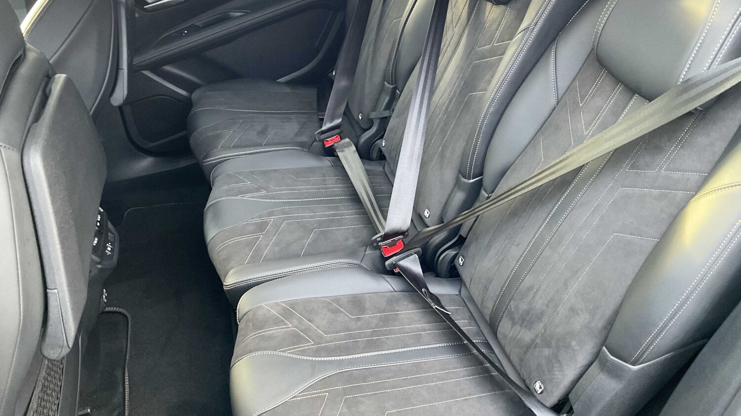 Used Peugeot 5008 2022 for sale - 76804892: Photo 14