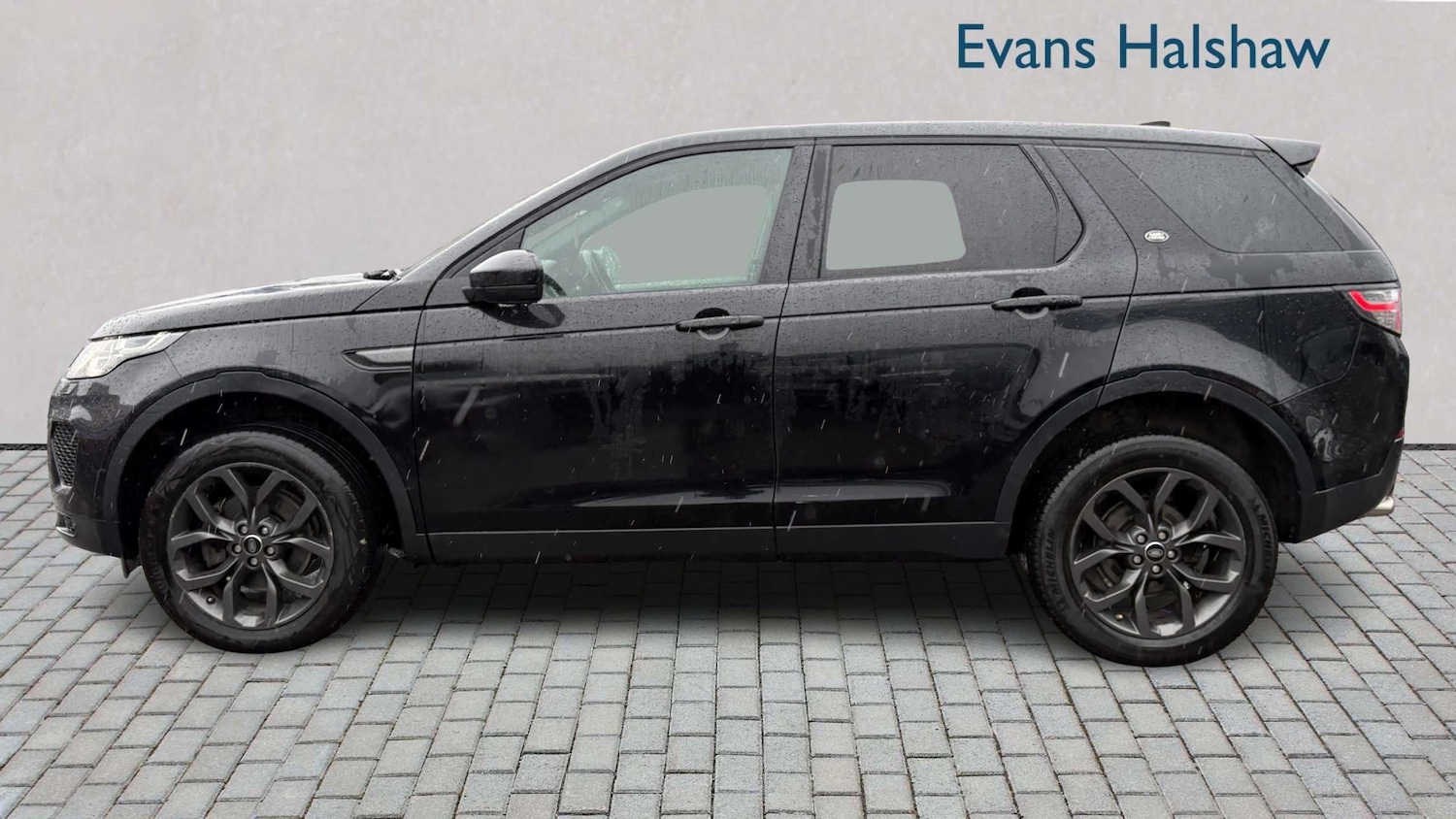 Used Land Rover Discovery Sport for sale - 78024329: Photo 4