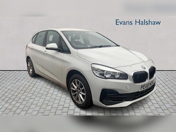 Used BMW 2 Series 2018 for sale - 76141476: Photo