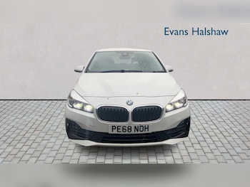 Used BMW 2 Series 2018 for sale - 76141476: Photo