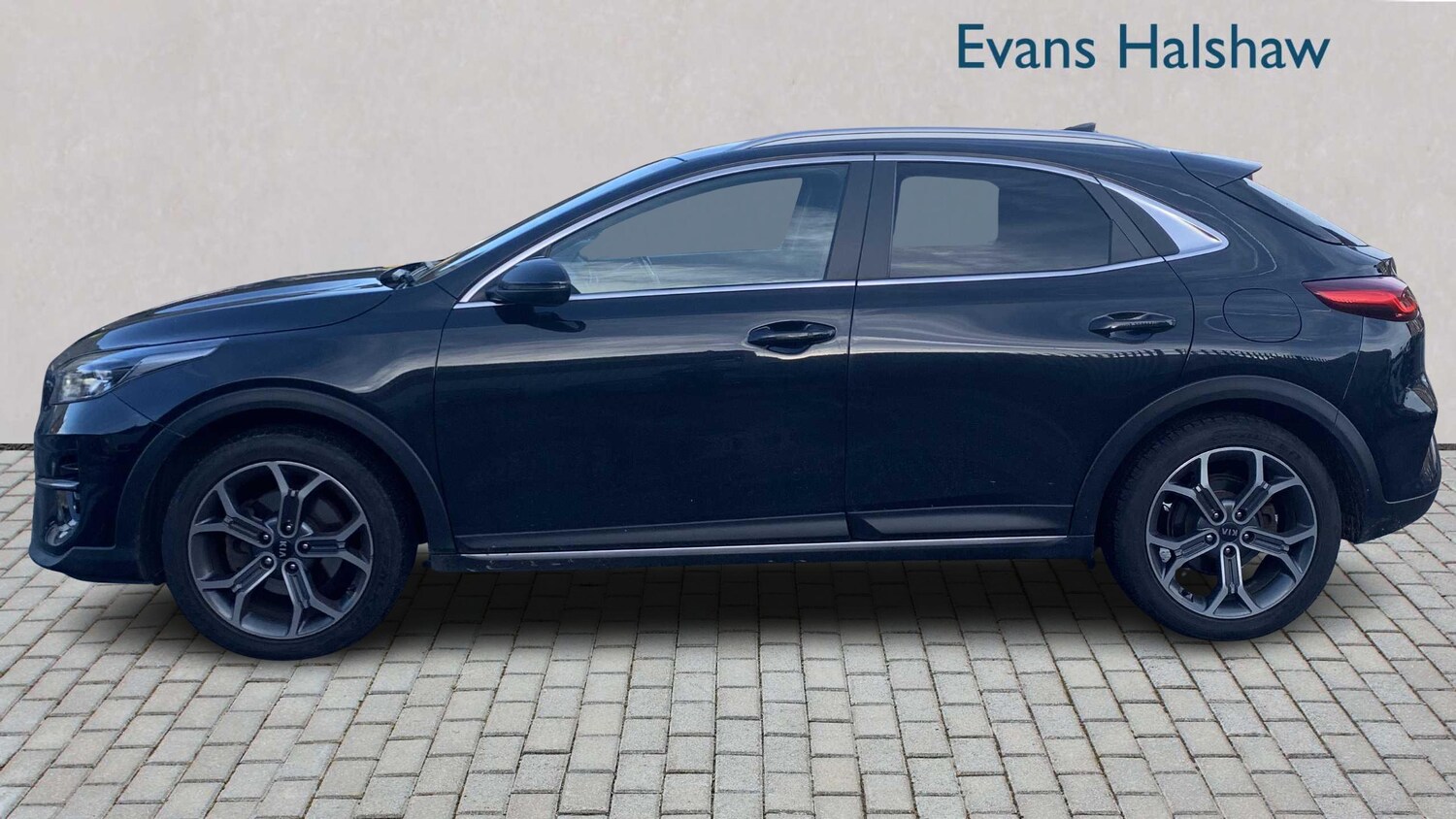 Used Kia XCeed 2020 for sale - 76928939: Photo 4