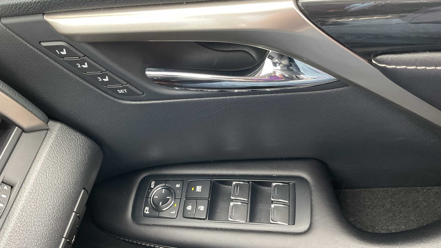 Used Lexus RX 2016 for sale - 76515510: Photo 31