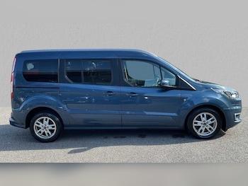 Used Ford Grand Tourneo Connect 2021 for sale - 75812529: Photo