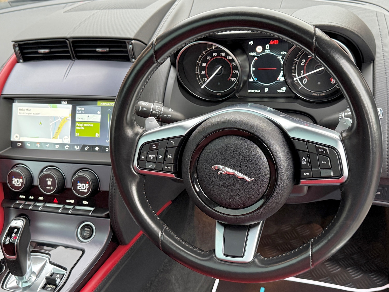 Used Jaguar F-Type 2018 for sale - 76455619: Photo 18