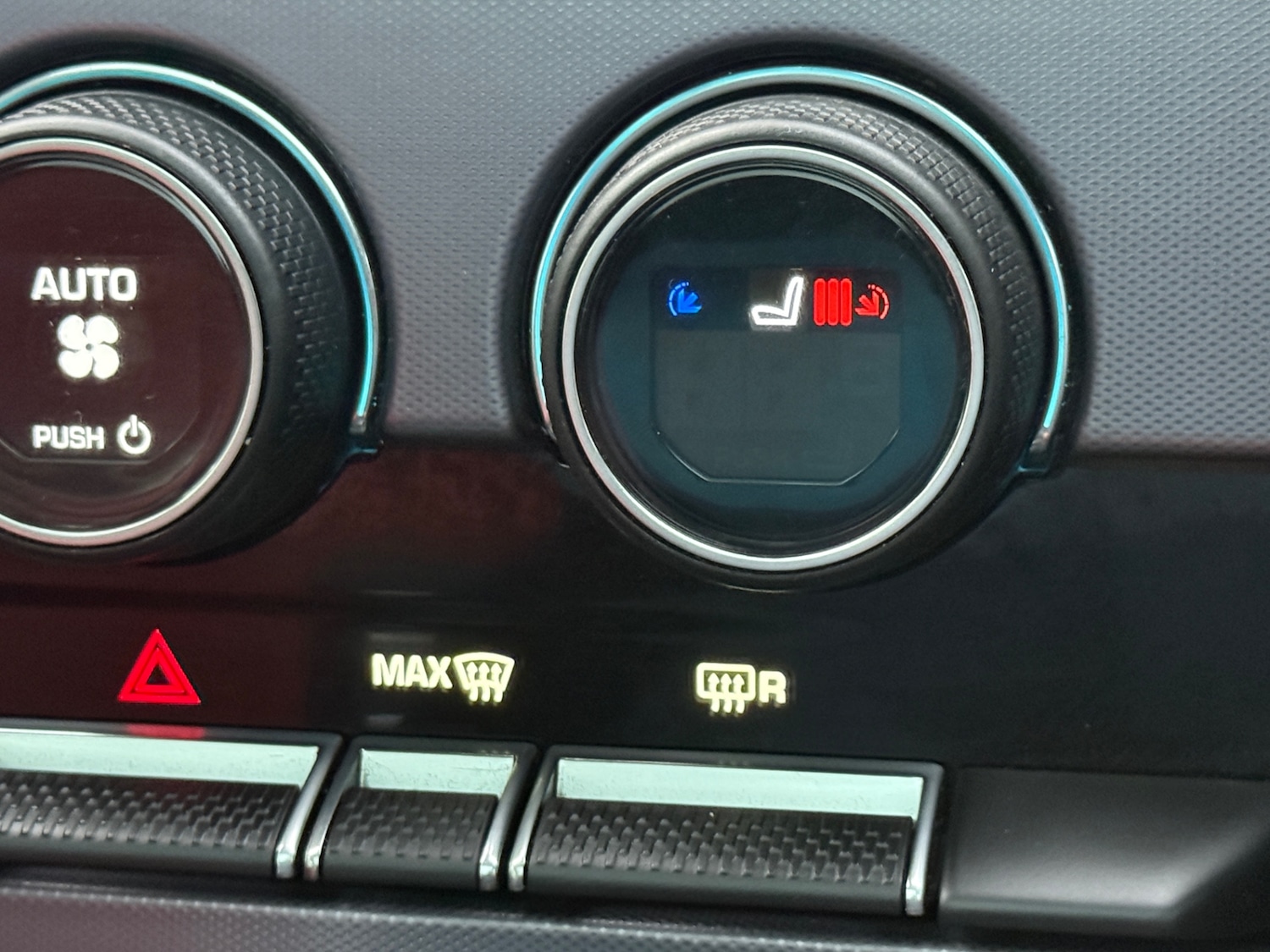 Used Jaguar F-Type 2018 for sale - 76455619: Photo 21