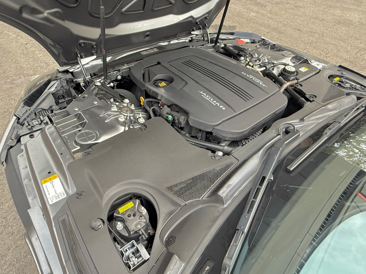 Used Jaguar F-Type 2018 for sale - 76455619: Photo 9