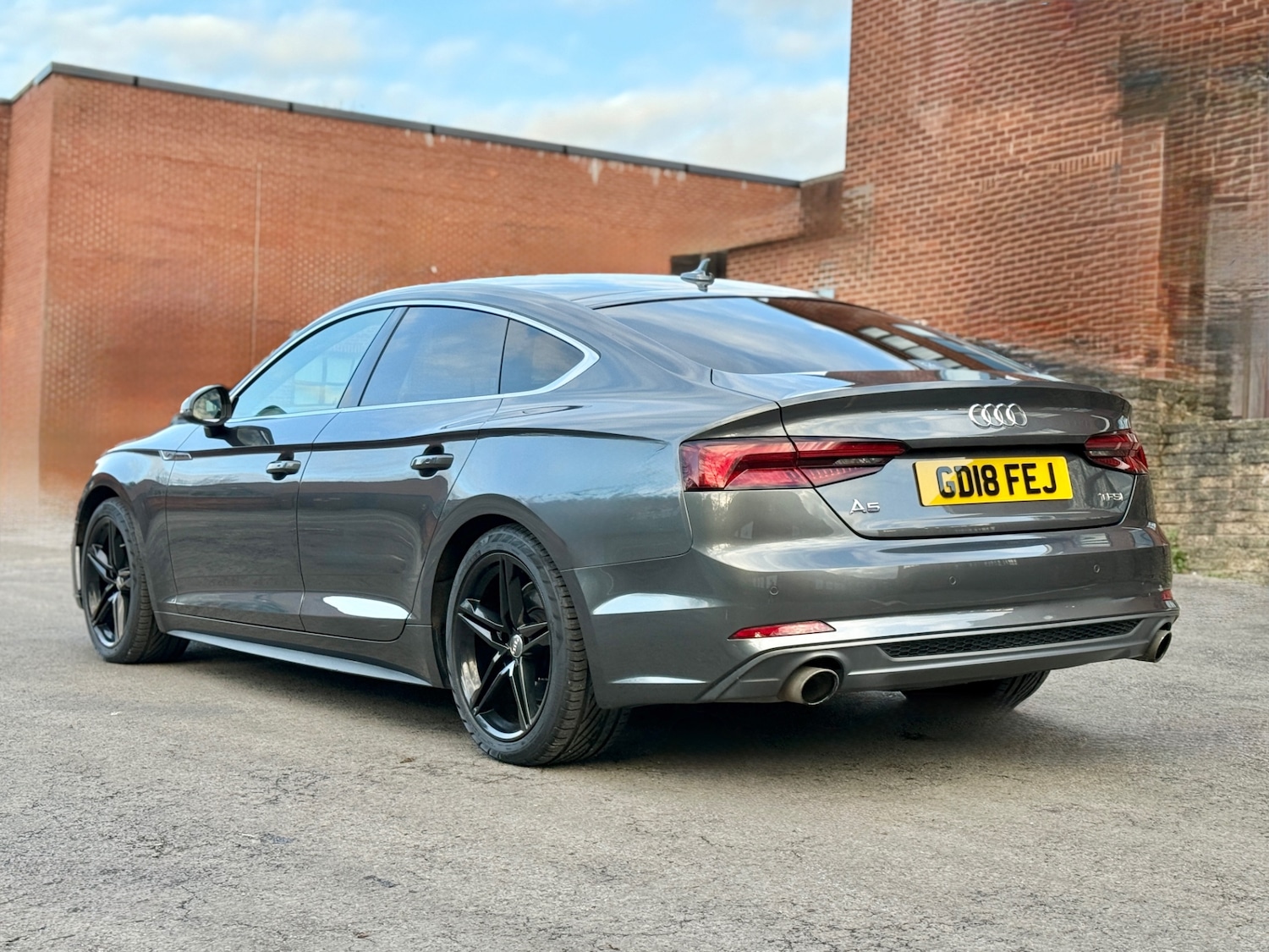 Used Audi A5 2018 for sale - 76605383: Photo 4