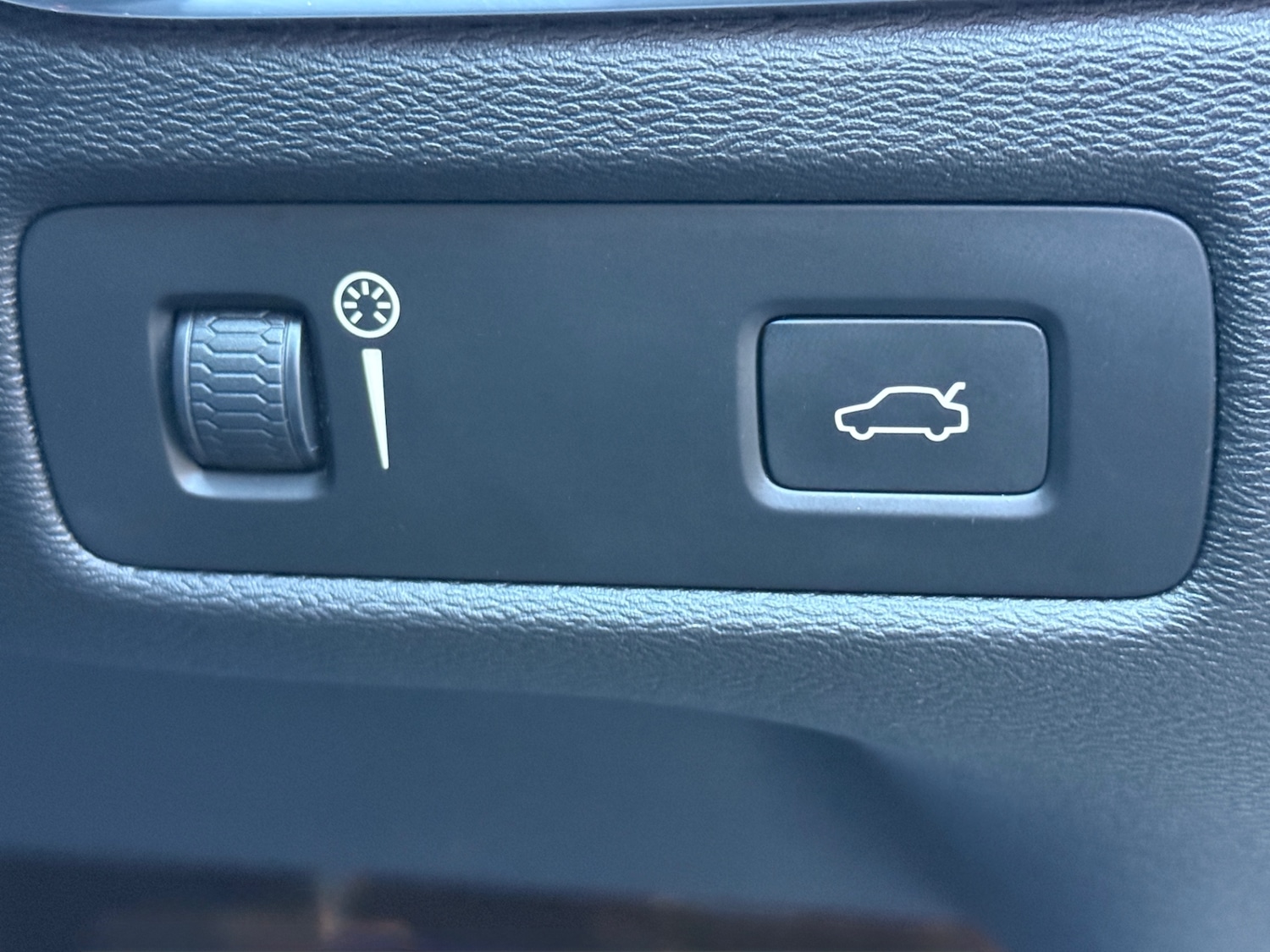 Used Volvo XC60 2019 for sale - 76656470: Photo 26