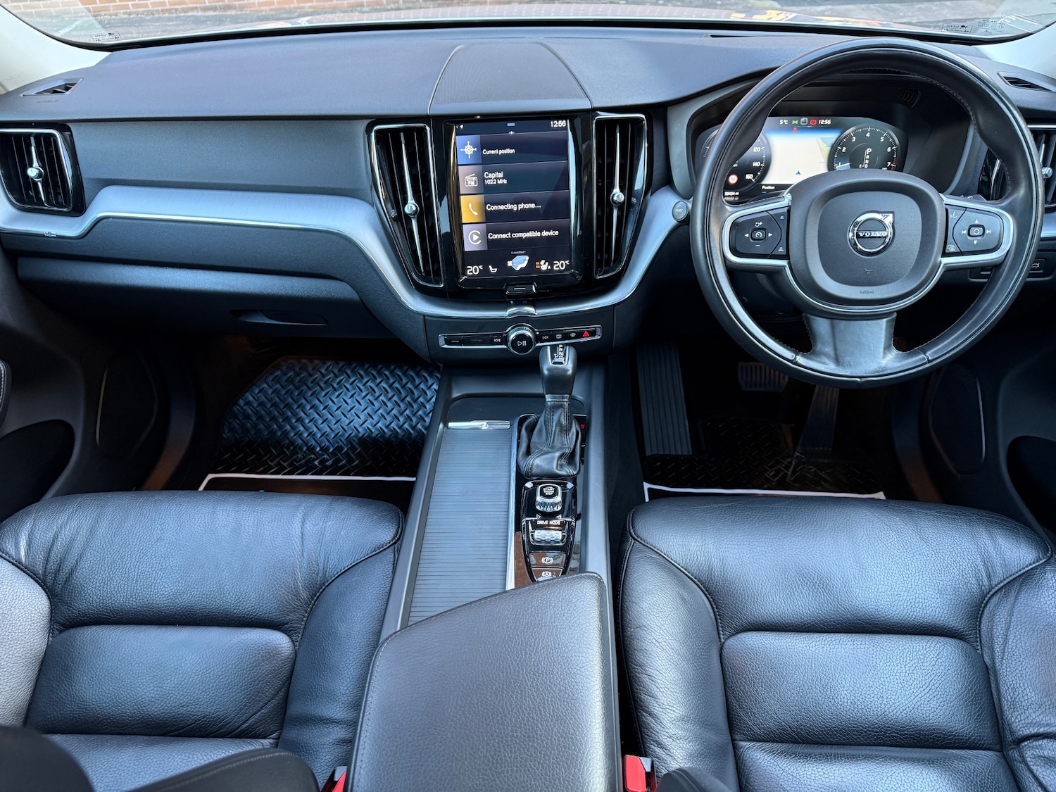 Used Volvo XC60 2019 for sale - 76656470: Photo 8