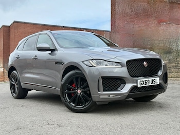 Used Jaguar F-Pace 2019 for sale - 77910619: Photo